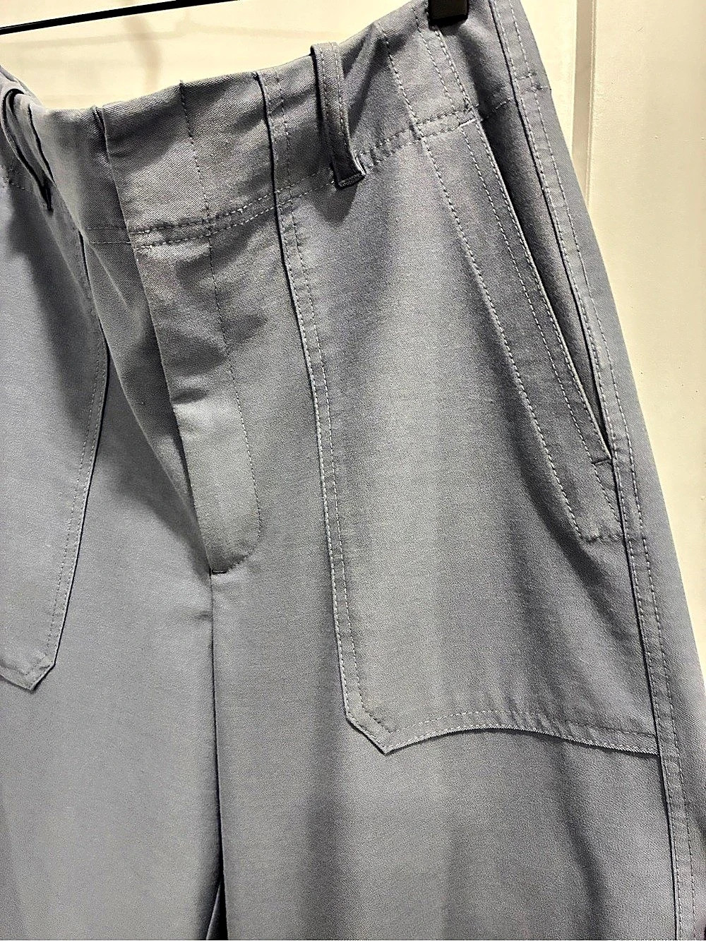 Athleta Skyline Barrel Pants Size 12 Tall - Picture 4 of 5